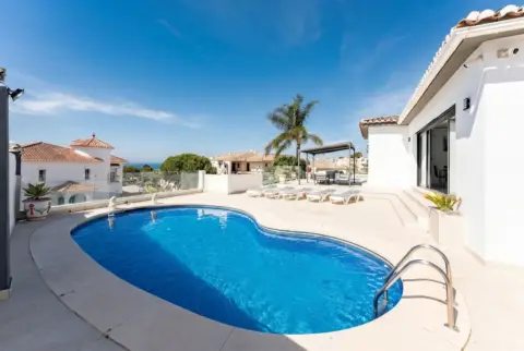 Casa en Urbanización Calahonda-Golf-Riviera del Sol-Miraflores