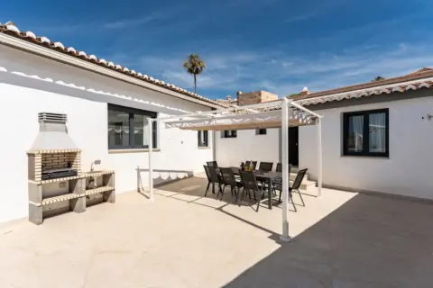 Casa en Urbanización Calahonda-Golf-Riviera del Sol-Miraflores