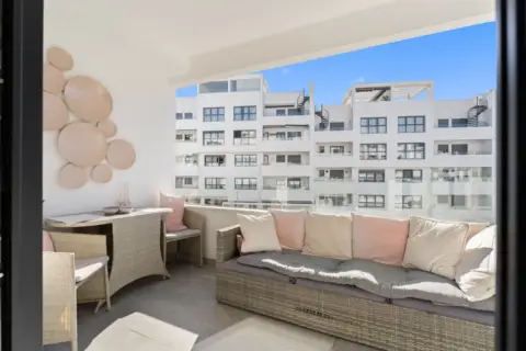 Apartamento en Zona Avenida de Andalucía