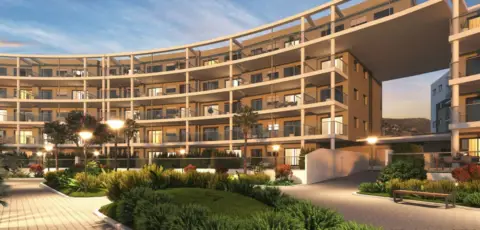 Apartamento en Urbanización El Hacho-La Duquesa Golf