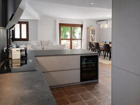 Chalet pareado en El Paraíso