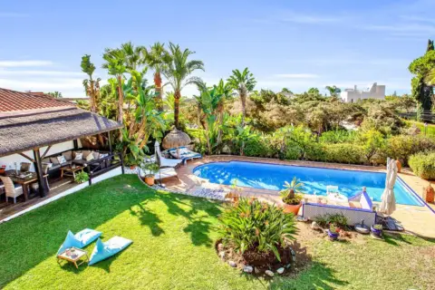 Casa en Cabopino-Reserva de Marbella