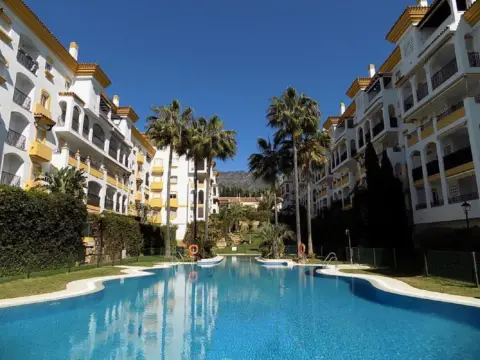 Apartamento en Lomas de Marbella Club-Puente Romano