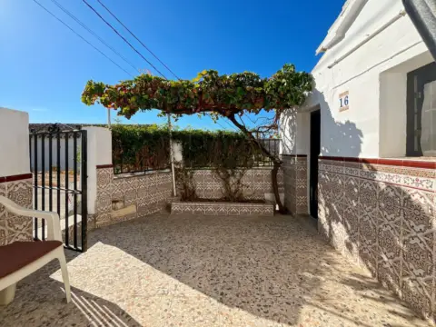 Casa adosada en Comares