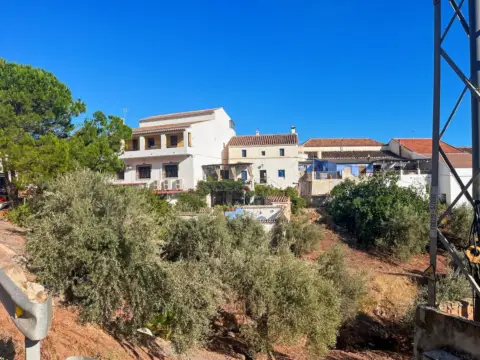 Casa adosada en Comares