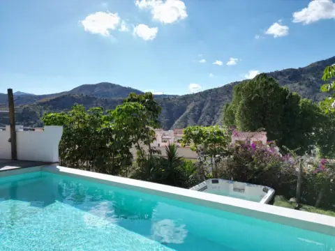 Casa en Vélez de Benaudalla