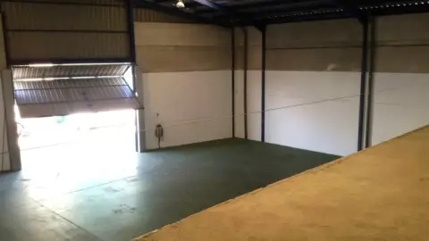 Nave industrial en Tomelloso