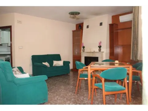 Casa en calle de la Parranda