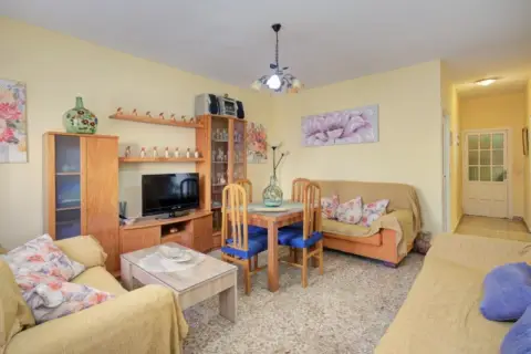 Casa en calle Roble, 48
