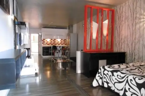 Estudio en calle del Doctor Ingram, 8