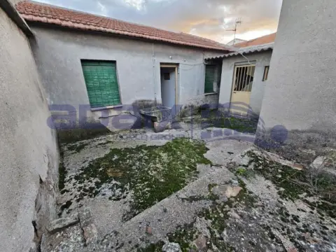 Casa en calle de Longuera