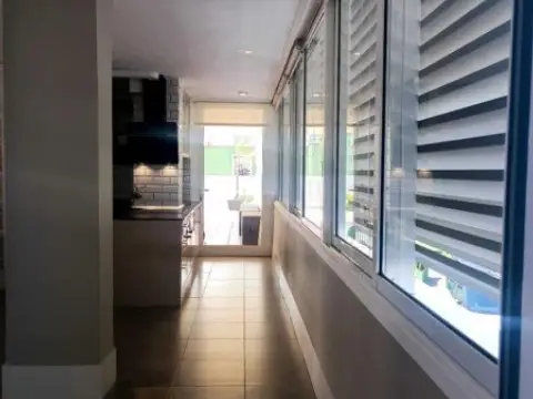 Ático en calle de Alemania, 8