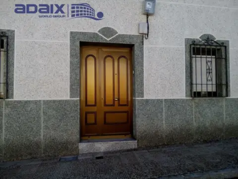 Casa en calle del Primero de Mayo
