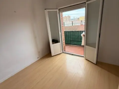 Piso en Avenida de la Estación, 69
