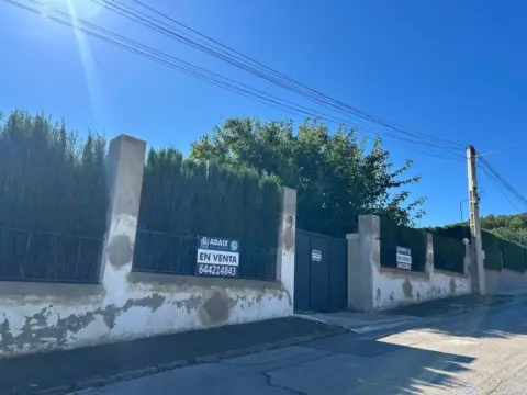 Terreno en Carrer de Turís, 2