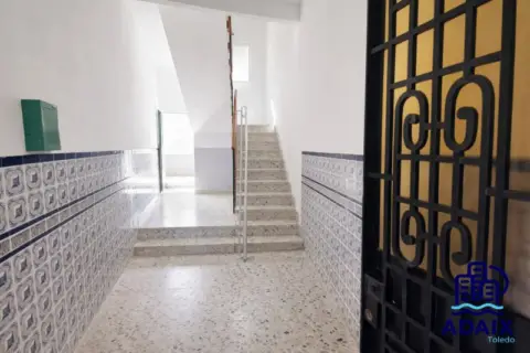 Piso en Avenida de José Antonio, 16