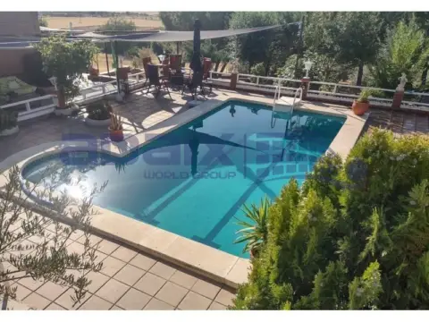 Casa en Plaza de la Constitución