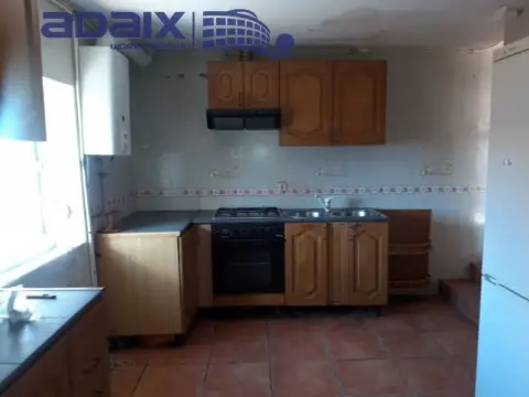 Casa en calle Benéfica, 62