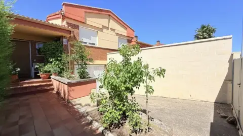 Casa adosada en calle de Dinamarca, 1