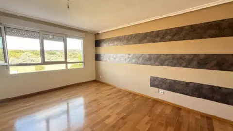 Piso en calle de Lola de la Fuente, 17