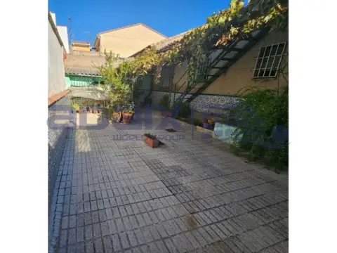 Casa en calle de San Feliciano