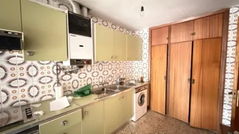 Piso en calle de Don Pelayo, 11