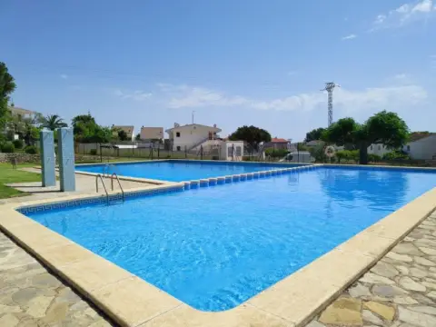 Casa adosada en Carrer de la Cova