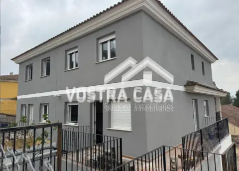 Chalet pareado en Chiva