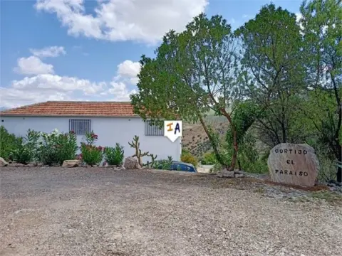 Finca rústica en Iznájar