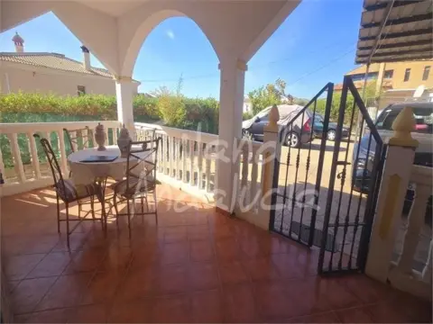 Chalet en Alcaucín
