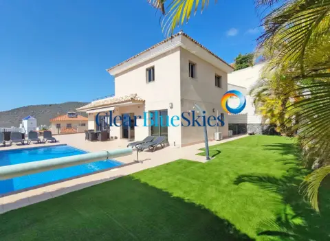 Chalet en calle Asturias