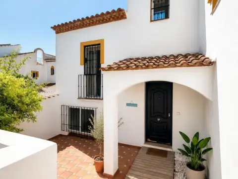 Casa pareada en Costabella (Queixas)