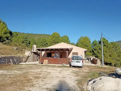 Finca rústica en Moratalla