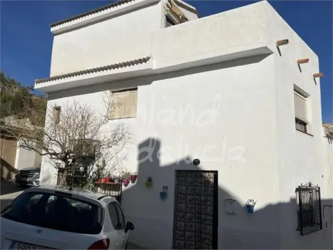 Casa en Moclín