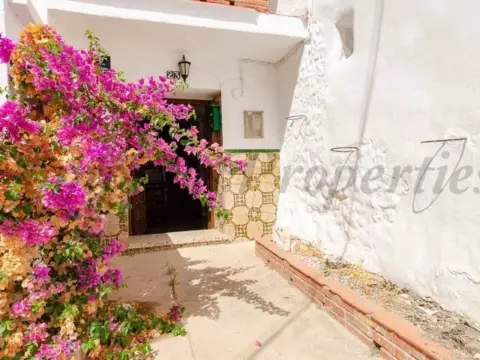 Casa en Salares