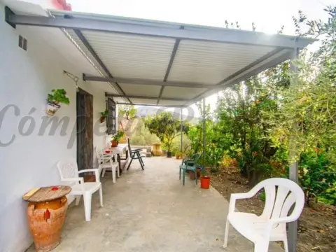 Finca rústica en Cómpeta