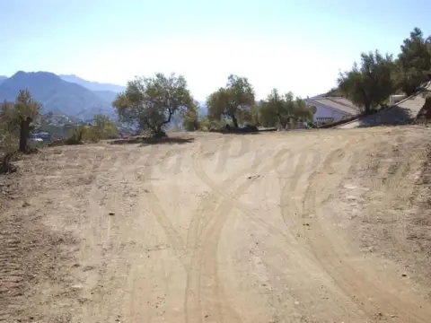 Terreno en Cómpeta