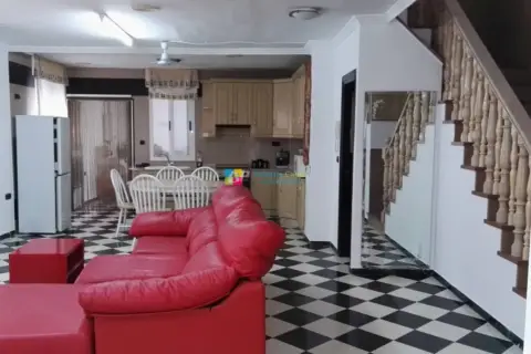 Casa en Fines
