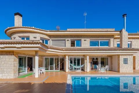 Casa en Serra