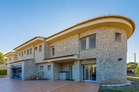 Casa en Serra