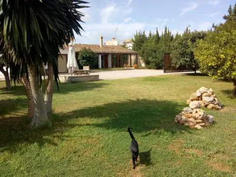 Casa – Establés