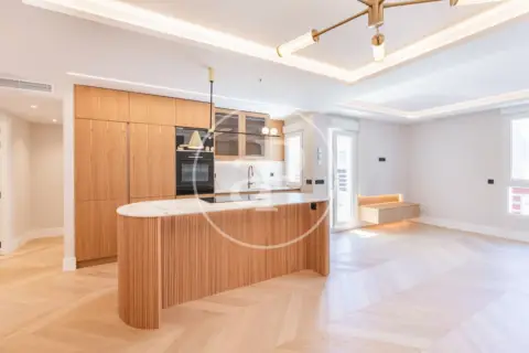 Apartamento en Cinco Villas