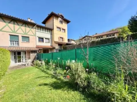 Chalet en calle de Sarribel