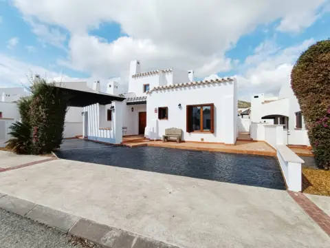 Chalet en Baños y Mendigo
