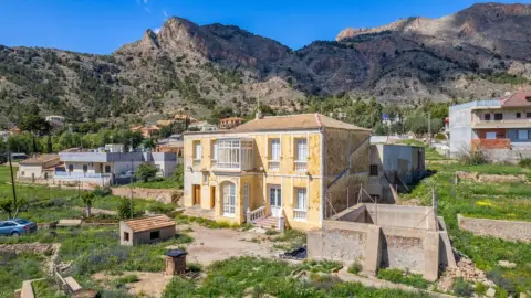Finca rústica en Orihuela