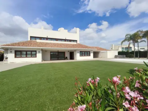 Chalet en El Suco