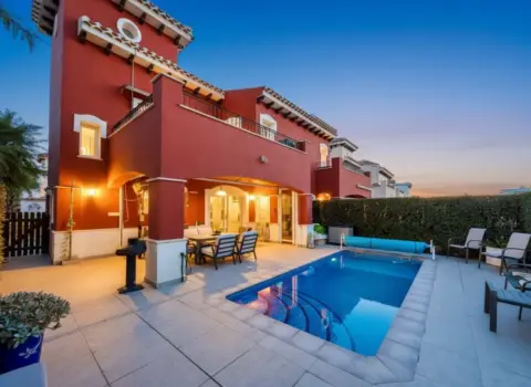 Chalet en Dolores-Santa Catalina