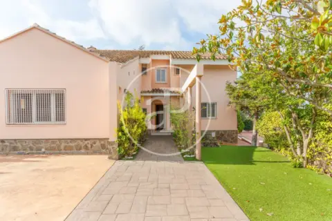Casa en Torre en Conill-Cumbres San Antonio