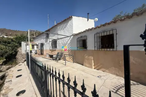 Finca rústica en Oria