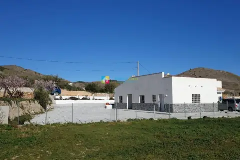 Casa en Oria